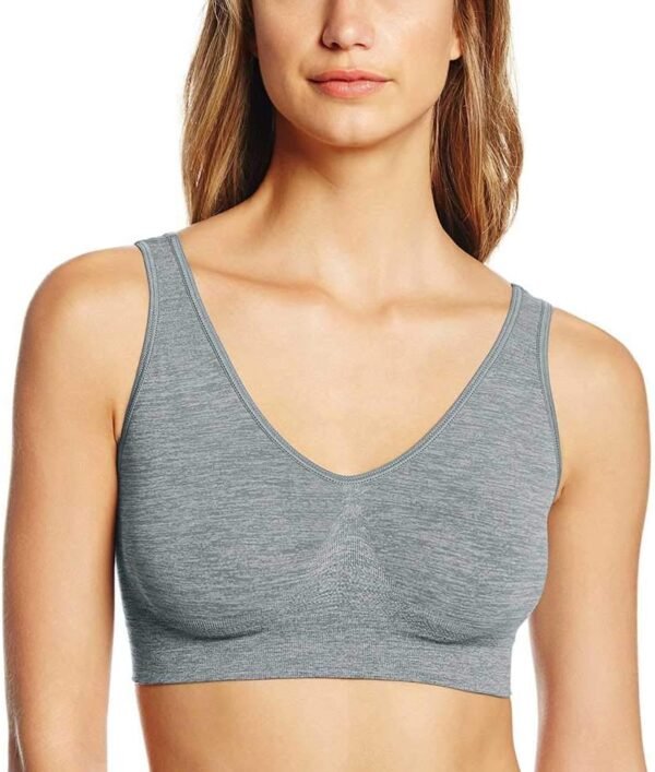 Hanes Women's Seamless Wireless Pullover Bra